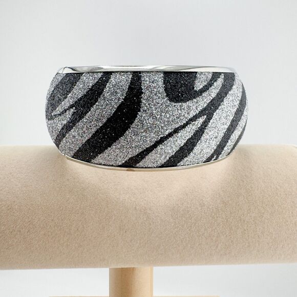 Vintage Zebra Glitter Bangle Bracelet Black Silver Sparkle Wide Animal Print 80s - Picture 6 of 8